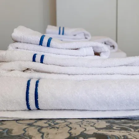 Апартаменты Madeleine - Arco Della Pace